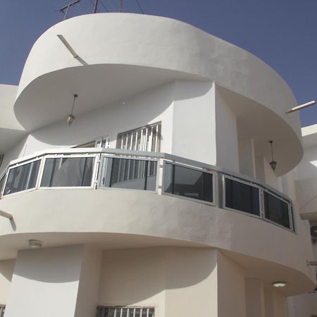 شقة "La Coquille", Joli Loft, Moderne, Propre, Sur Et Calme Au Coeur De Saly المظهر الخارجي الصورة