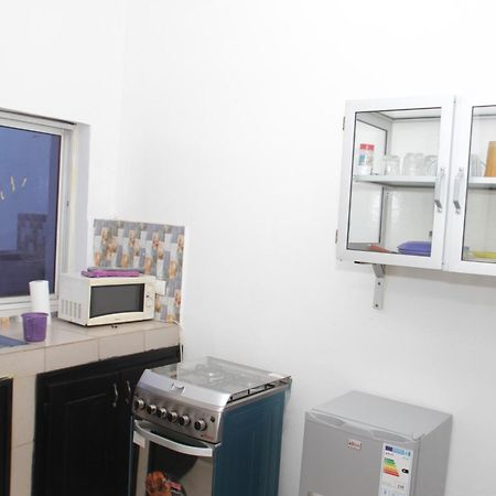 شقة "La Coquille", Joli Loft, Moderne, Propre, Sur Et Calme Au Coeur De Saly المظهر الخارجي الصورة