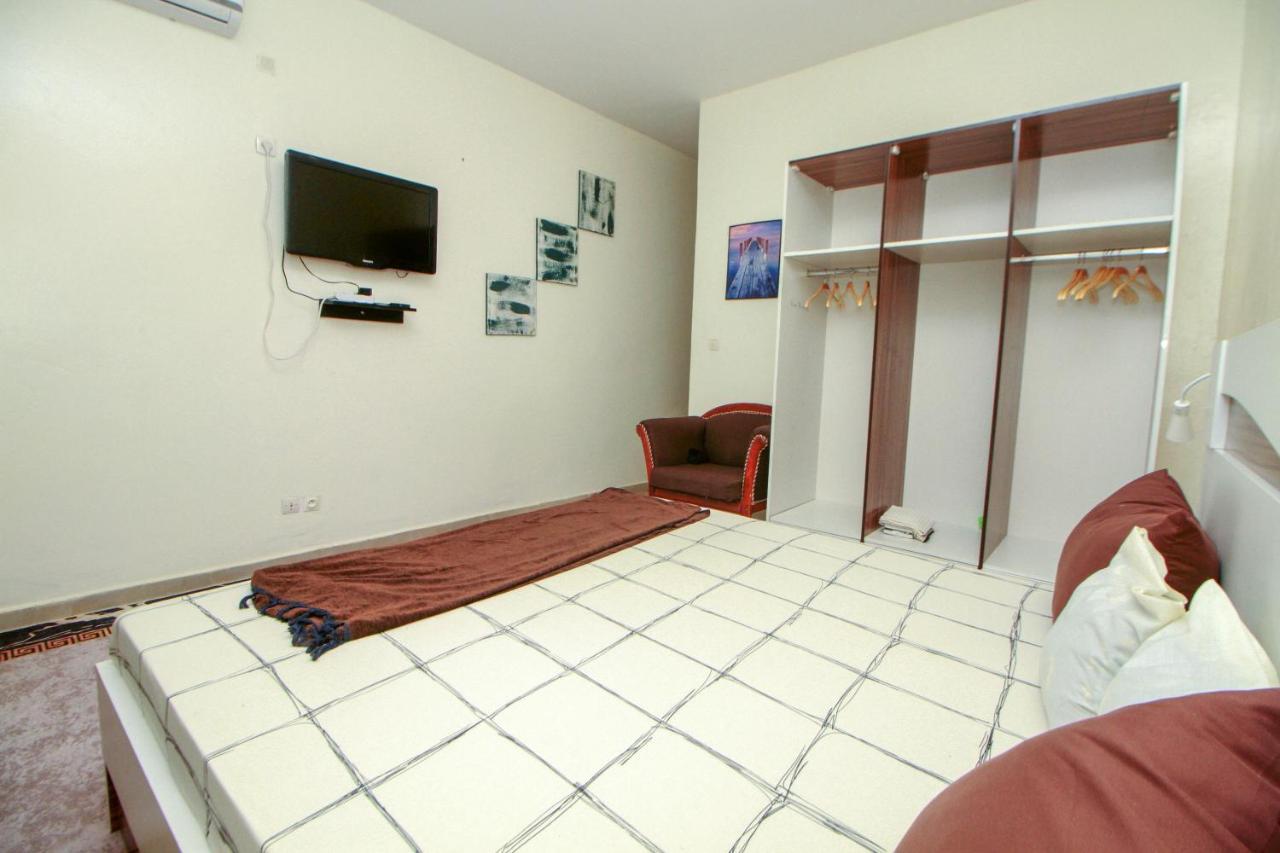شقة "La Coquille", Joli Loft, Moderne, Propre, Sur Et Calme Au Coeur De Saly المظهر الخارجي الصورة