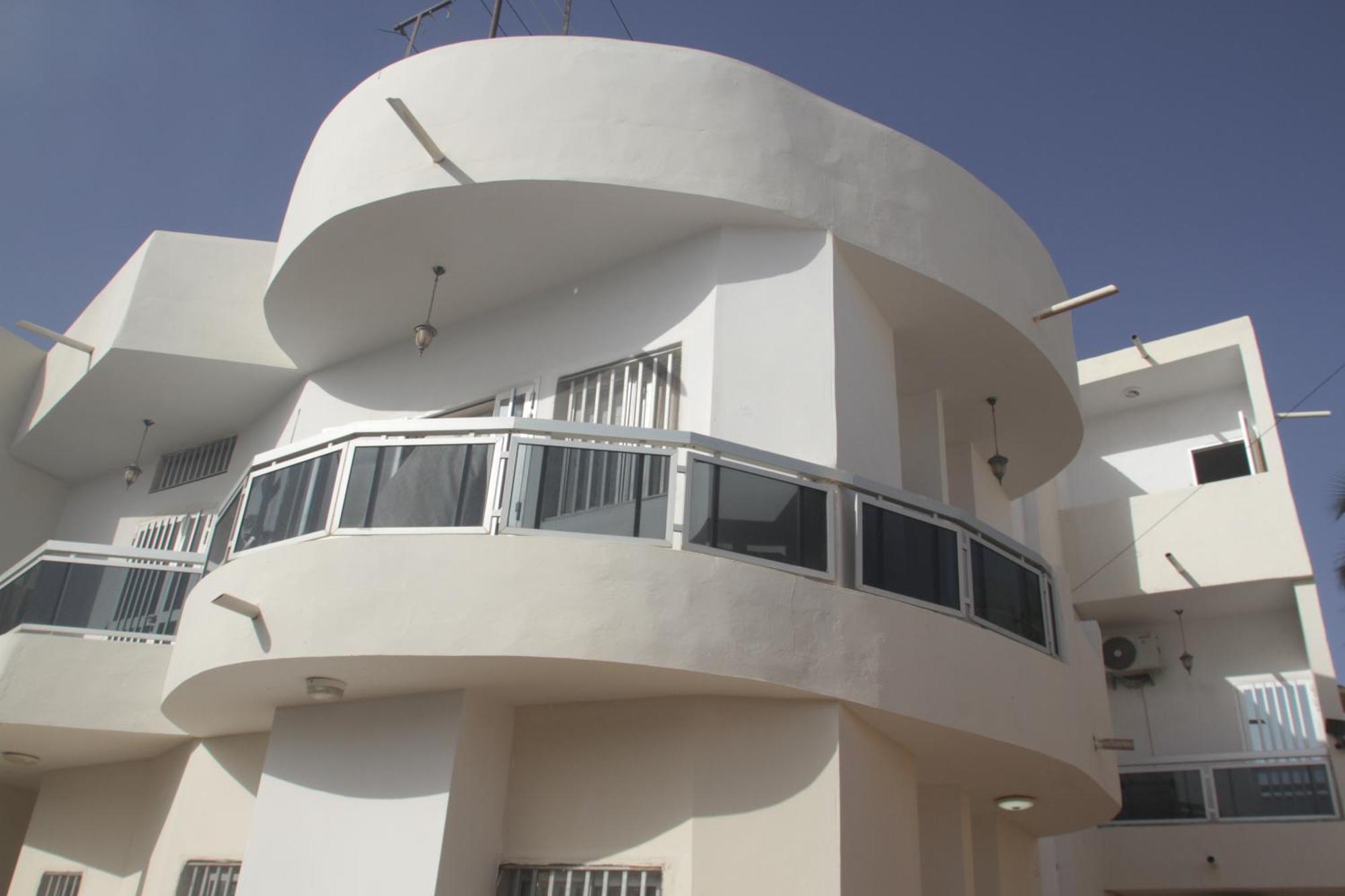 شقة "La Coquille", Joli Loft, Moderne, Propre, Sur Et Calme Au Coeur De Saly المظهر الخارجي الصورة